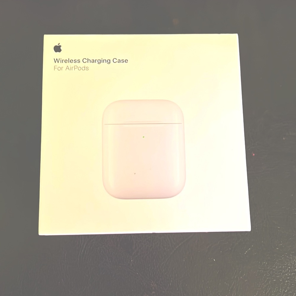 Apple AirPod Charging Case Box